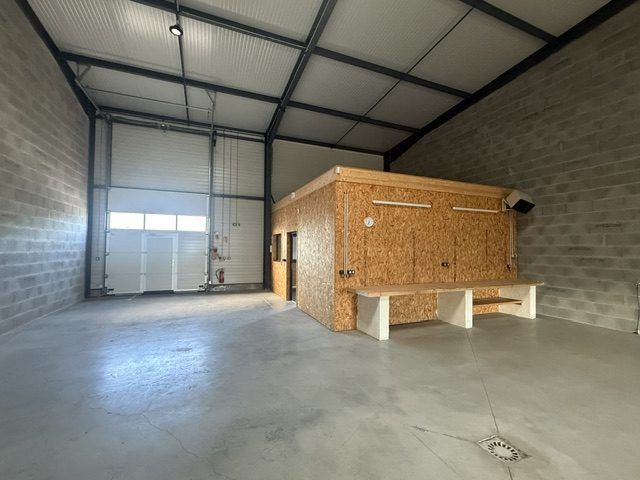 bureaux en vente sur RUMILLY (74150)